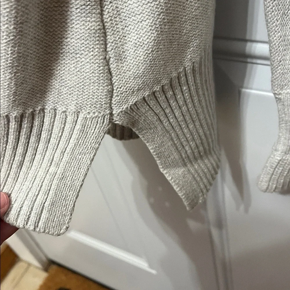 Simply Vera Vera Wang Women’s Light Heather Gray Sweater with jewels NWT - XL - Picture 7 of 10